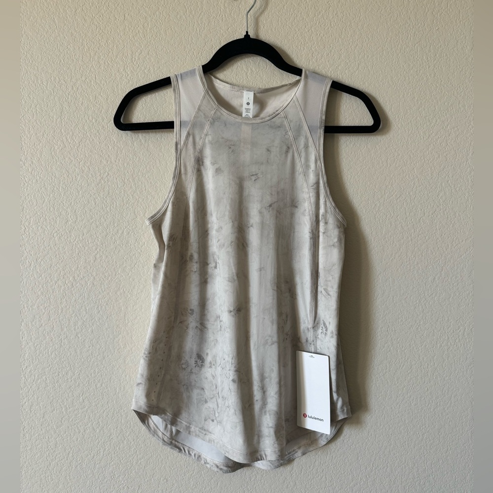 NWT Lululemon Sculpt Tank